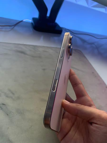 من رخصت الادمن
سلام عليكم 

" ايفون 📲16 برو ماكس 

" اللون المميز 

" بطاريه 🔋90

" ذاكره 256 

" شرق اوسط عربي 

" ماستر

" نموذج M 

"شخط واحد ما بي اخو الجديد

"مكفول كفاله عامه من فتح وتصليح

السعر / مليون و350  وبي مجال بسيط كلش حك جيه

العنوان / بغداد 

للتواصل / *********** واتساب او اتصال عل رقم  فقط .
