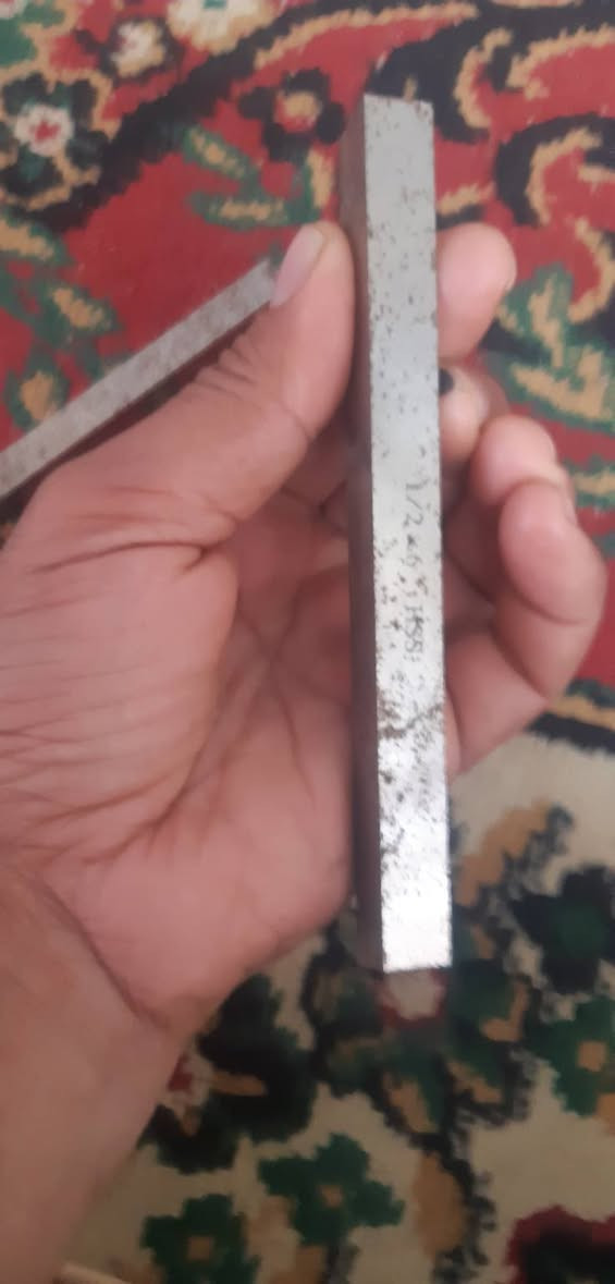 السلام عليكم.... غراض مال تورنة الماسات كص عدد 3 وهاي لطلع سن عدد 5 للبيع للستفسار  ***********
