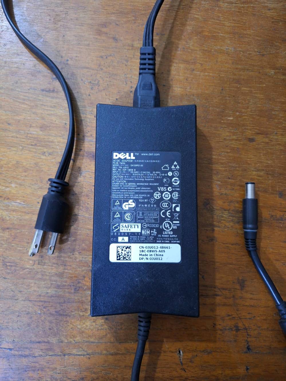 مساء الخير
لابتوب Dell Latitude 5411 للبيع
المعالج: Intel Core i5-10400H (جيل عاشر قوي)
الرام: 16GB
الشاشة: 14 إنج Full HD
كرت الشاشة: Intel UHD
التخزين: (SSD)
🔥 جهاز قوي جدًا وسريع، مناسب للدراسة، العمل، والتداول
الحالة: الجهاز نظافة 99% إلى 100%
🔋 البطارية نظيفة جدًا وتعمل بكفاءة
📍 الموقع: (بغداد٫زيونة)
الجهاز شغال 100% بدون أي مشاكل وجاهز للاستخدام مباشرة
📩 للتواصل خاص او وتساب ***********
