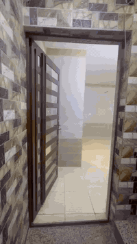 تحية طيبه ❤️ ••• للايجار شقة طابق اول اليرموك المامون  2 غرف نوم  خدمة...