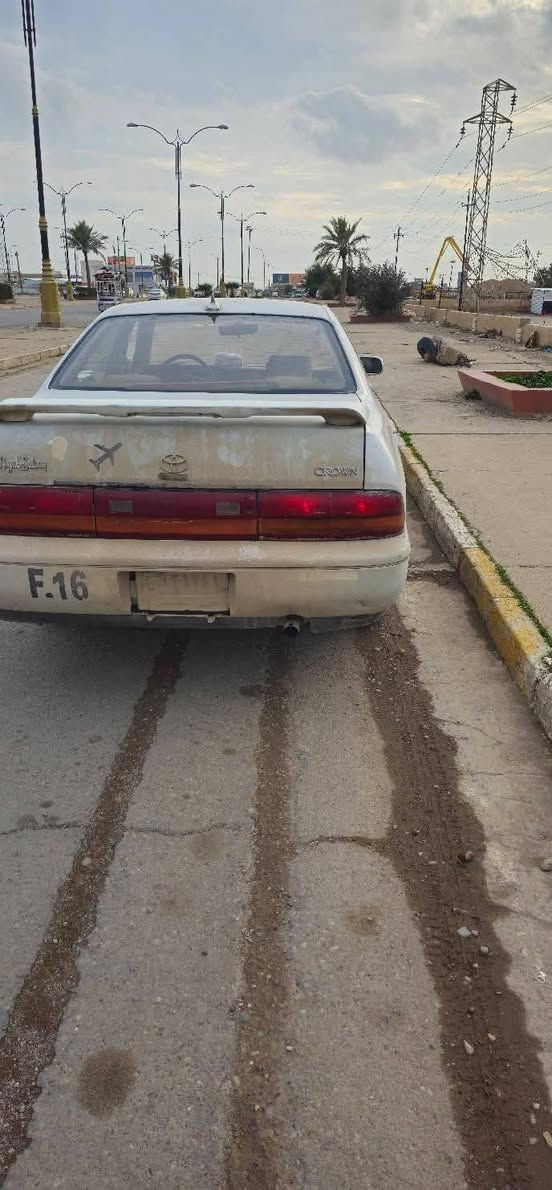 سلام عليكم
بطه متصل رقم انبار ألماني شرط التحويل عليه غرامه 200تنزل من سعر السياره.   السياره مكفول من الكص صبغ ابلاد 
تخم تاير جديد
صدر جديد 
باتري جديد 
سستم صوت +شاشه تاب 
تدفئه نار تبريد بي غاز بس مفصول الكمربرسر
مكاني تكريت  ***********
السعر 40 بيه مجال بصيط
