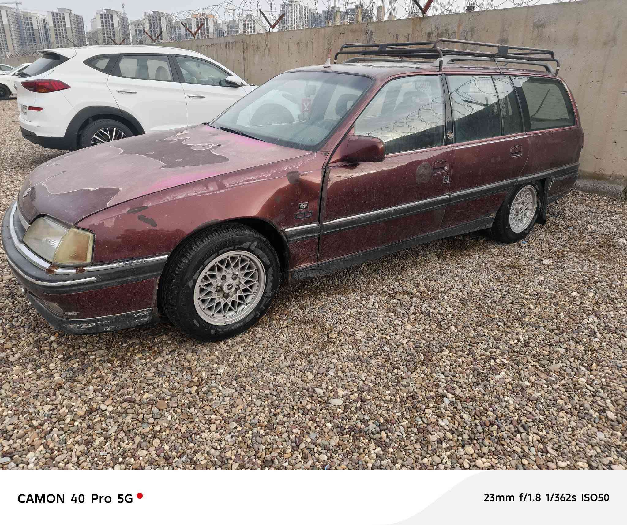 ‏السلام عليكم ورحمه الله وبركاته
‏اوبل اوميكا اوربي موديل 91 رقم بغداد دولي محرك 2000 
كير عادي صدر جديد امامي والخلفي
‏تحويل مباشر سنوية الى 2030 
‏السيارة بلادية مكفولة من الصبغ والمعجون والضربة والزنجار السعر 32 بيه 
‏العنوان بغداد البياع الشهداء 
‏رقم تلفون ***********
