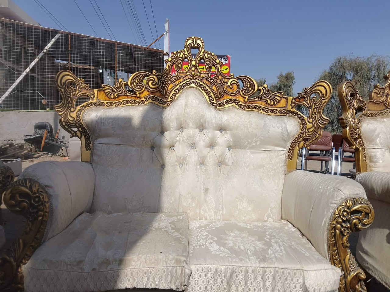 تخم ملكي 10 مقاعد السعر 175 مع مجال قليل الموقع طويريج الحي الصناعي


**إذا كنت صاحب هذا الإعلان وتريد حذفه لأي سبب، رجاءا أرسل رسالة إلى الدعم الفني**