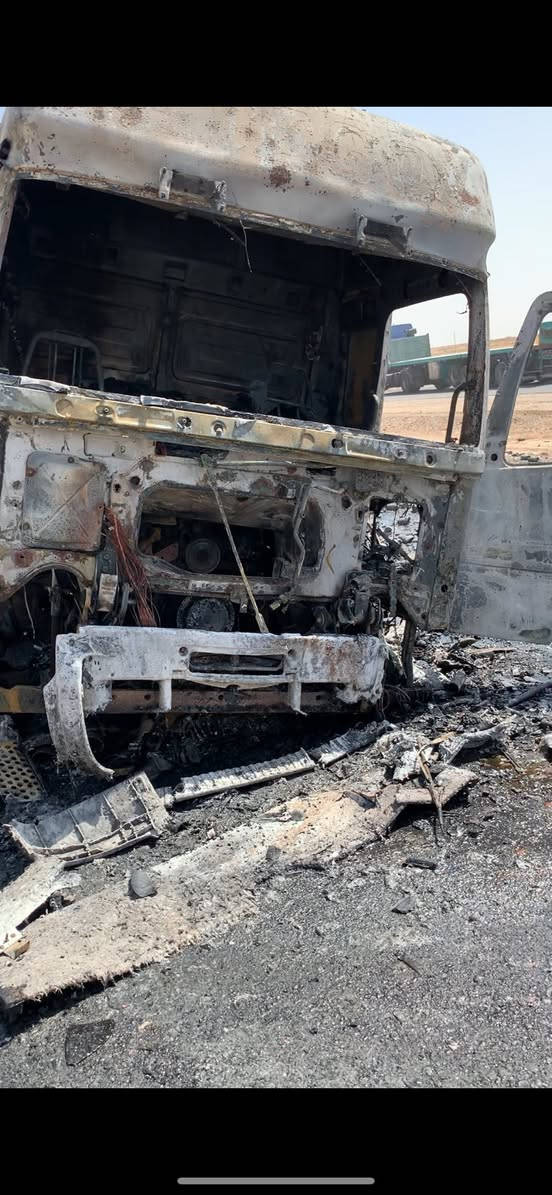 سلام عليكم رمضان كريم ينعاد علينه وعليكم بل صحه والسلامه والعافيه
اخوان الله يجفيكم الشر ويبعد عنكم كل مكروه ومصيبه   هالي ال سياره  للبيع  اتيكو ٢٠٠٤ حجم ٨٢٣  تجي ٦ برغي٦ سلندر ٦ كير  سابع بك  طول ٦ وربع  السياره سابقا مكفوله وجانت خير من الله كير مكينه لاتنقيص ولا تبخير خير من الله  بس  حتركت  وسبب من الحمل مواد قابله للاشتعال بدون ماعرف بيهن وهنه حركن السياره  السيره رقمه سليمانيه  سنويه  موجوده ورقم خلفي موجود بس امامي حترك  مكان السياره بل عضيم  واني مكاني بغداد الشعب اخون  رجاءه بدون كسران  لين اني  لا  صاحب الحمل عوضني ولا غيره وامانت الله عليكم  لحد يكسر تره اني صاحب عائله وساكن ايجار  وجنت عايش ع الله وعله هاي الحديده  واني اسف ع الاطاله  ونرفع المنشور بل صلاة على رسول الله.        ***********
