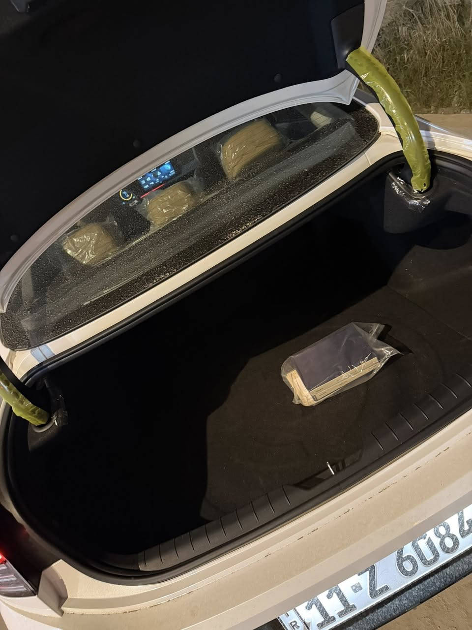 السلام عليكم
سوناتا 2024 زيرو

فول مواصفات

مرقمه وكامله

بانزين فقط محرك 2500

 السياره مال اقساط مطلوبه للمصرف 

راعيها المقترض وكفيله بغداد نفس البيت
 

العنوان البصره ابو الخصيب

***********
