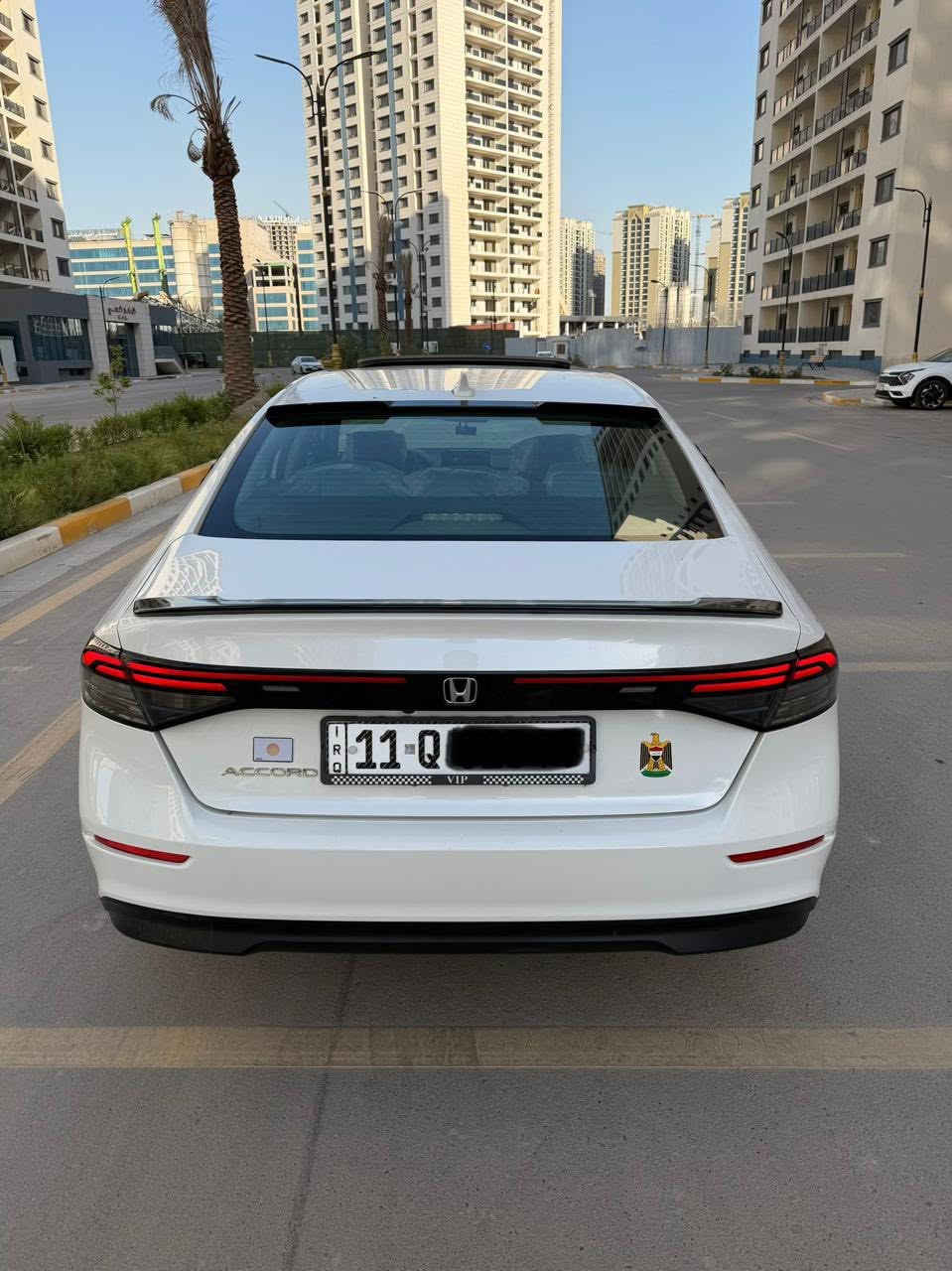 بسعر البلاش 165 ورقه مال بيع 
هوندا اكورد 2024 بانزين فقط المرغوب 
أمريكي حادث جدا جدا بسيط قطعه وحده سطحيه سياره كلش نظيفه 
السياره فتحه وبصمه وكراسي كهرباء دشبول ديجتال ماشيه 27 الف 
باسمي رقمها بغداد مكاني المنصور 
 ***********
