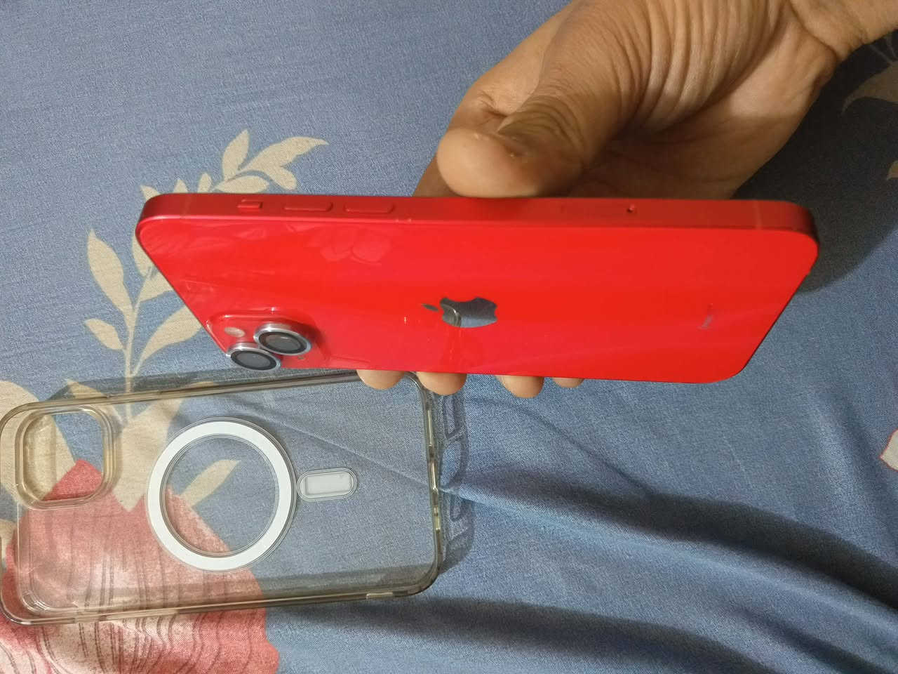 السلام عليكم 
١٤ بلاس ذاكره ٢٥٦ بطاريه ٨٤ الجهاز نضيف حيل ومكفول كلشي بي شغال بي قطعتين اصليات من ابل شرط 
بيع او مراوس بجهاز قوي السعر 475
بغداد الحسينيه


**إذا كنت صاحب هذا الإعلان وتريد حذفه لأي سبب، رجاءا أرسل رسالة إلى الدعم الفني**