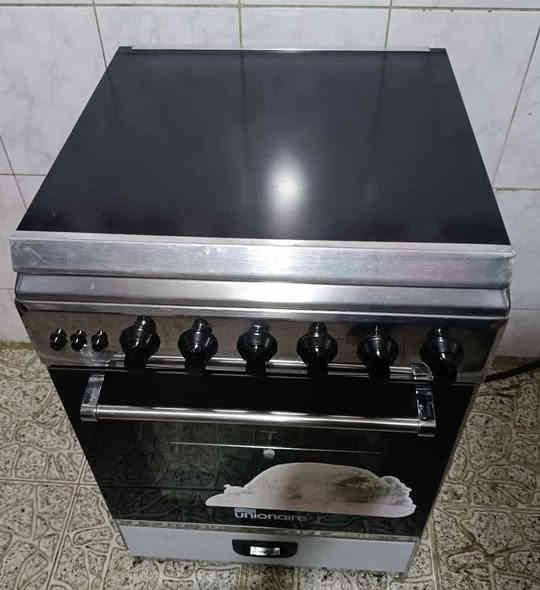 طباخ مصري يونير جدا نظيف بسعر 135 بيه مجال قليل 
يوجد توصيل بالاجرة ***********
