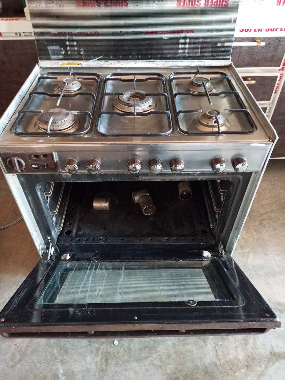 طباخ خمسة عيون 
شرط الشغل والنظافة 
150الف بي مجال للشراية 
***********واتس
***********واتس
