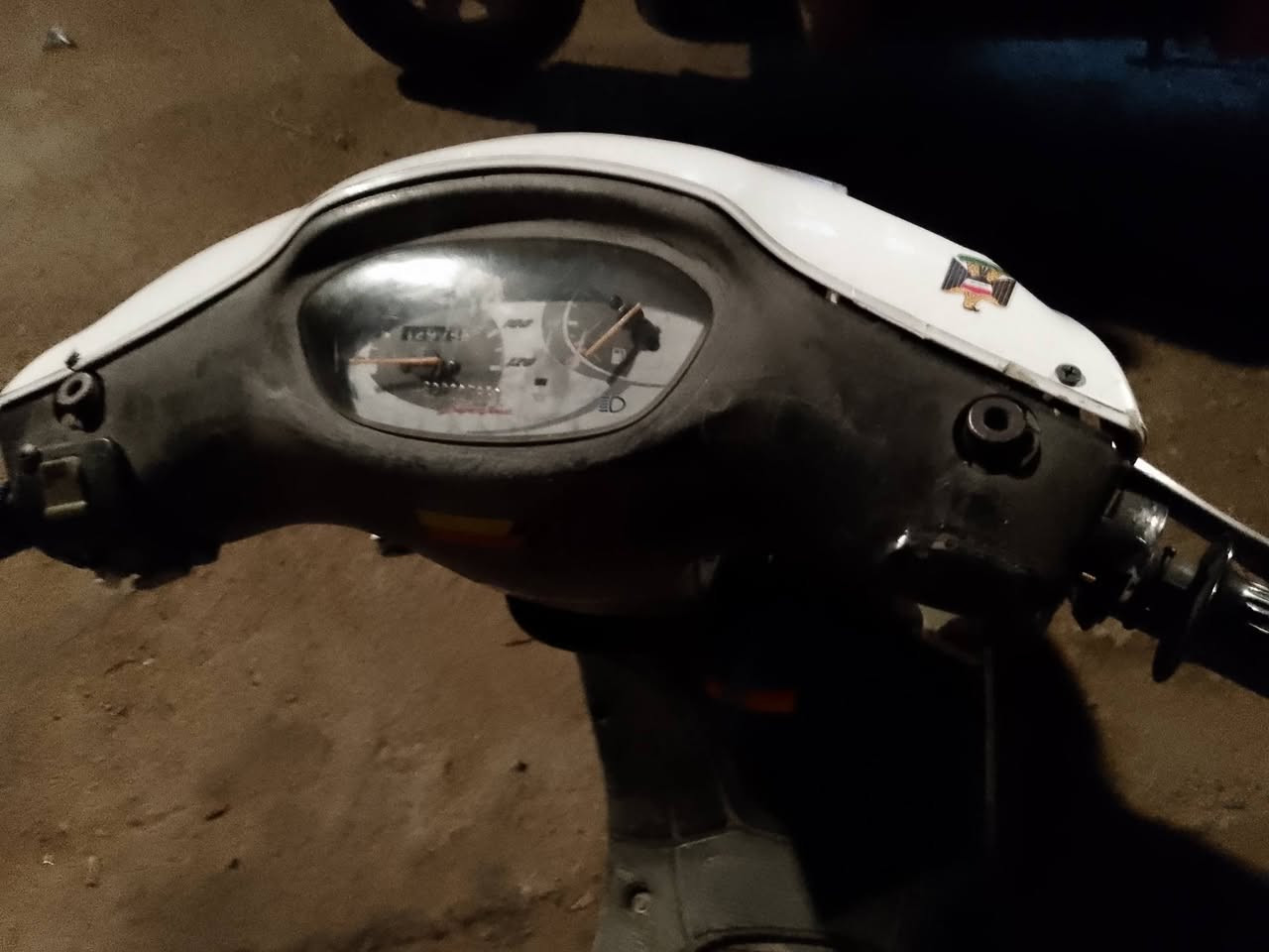 سلام عليكم ماكس 120قجمه سعر مناسب 225الف دراجه مكينه خيرمن الله عوزها باتري كفرات شوفه عينك عنوان بغداد الشعله هاتف ***********
