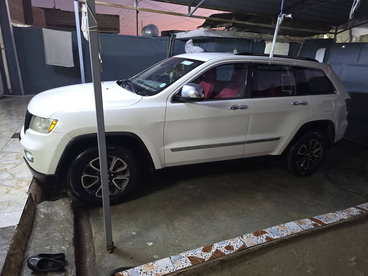 السلام عليكم جيب لاريدو 12 بدون صبغ  ولا طخه  شعندك مراوس سياره احدث


**إذا كنت صاحب هذا الإعلان وتريد حذفه لأي سبب، رجاءا أرسل رسالة إلى الدعم الفني**