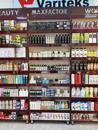 ڤاترينات مستعملة استعمال نظيف جدًا خشب مضغوط درجة اولى لوگوات حفر  7 ڤ...