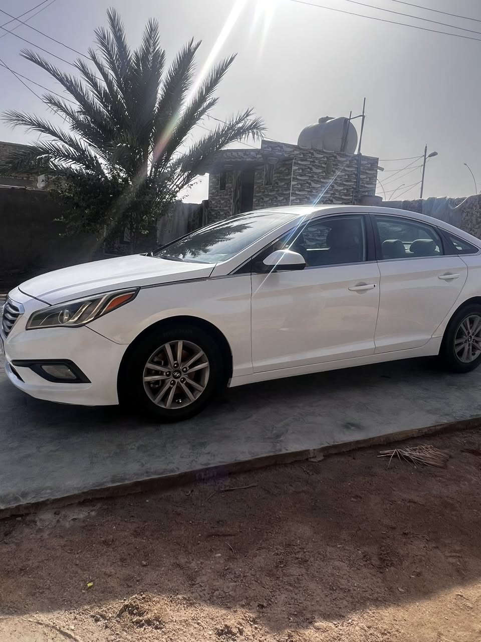 السلام عليكم سوناتا 2015 وارد أمريكي حادث جاملغ وبنيد بيهه صبغ بالجاملغ الخلفي شويه وعابر ع الباب قليل رقم ناصريه انكليزي السياره نظيفه نظيفه حيل مكانها البصره القرنه السعر 115للبيع او مراوس حسب القناعه الاتصال ع الرقم ***********
