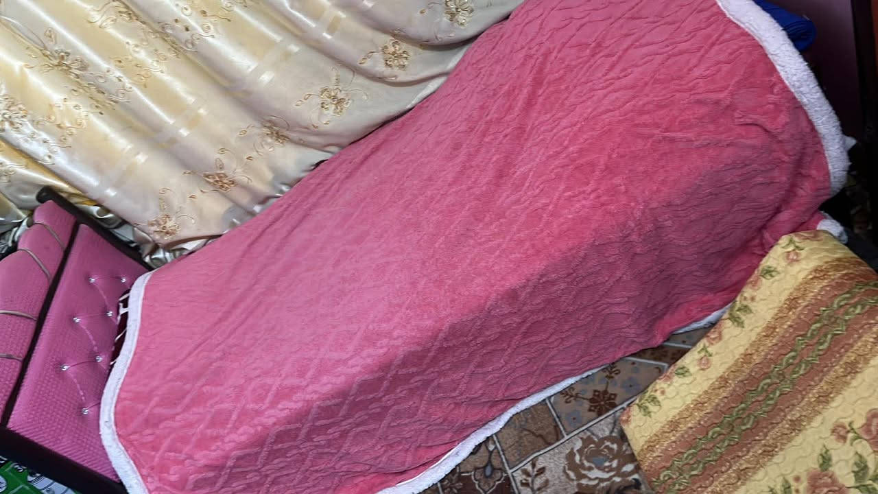 اسلام عليكم تخم عشر نفرات مع سراير ام النفر والنضافه شوفت عينكم !!للعلم (سرير واحد يحتازله بس لحيم حديده وحده طاكه بي ) كلهن ب 400 ✨


**إذا كنت صاحب هذا الإعلان وتريد حذفه لأي سبب، رجاءا أرسل رسالة إلى الدعم الفني**