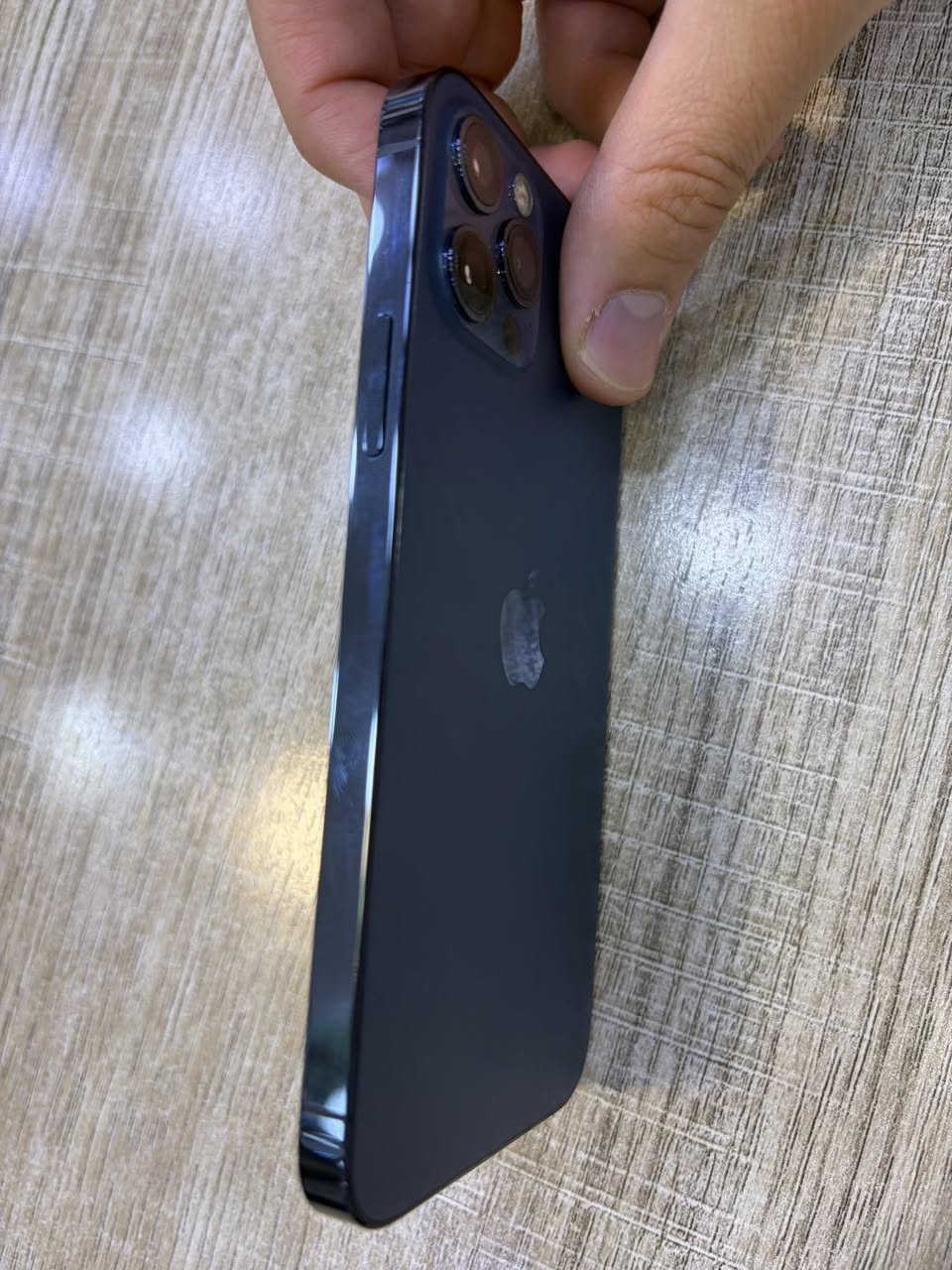 ايفون 12 برو دبل خط
128g 
نضافه 100‎%‎ مابي ولا شخط 
فقط جهاز بدون ملحقات 
بطاريه 81‎%‎ 
سعر : 400،000 بي مجال 
بغداد - المنصور 
***********
