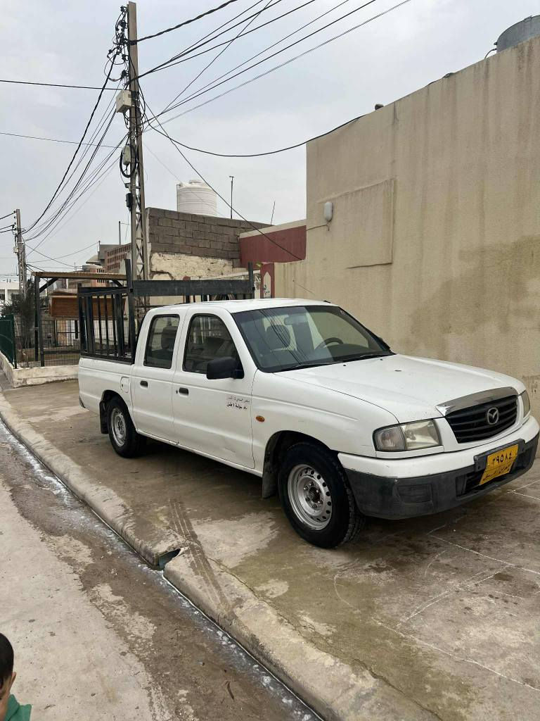 مازدای 2003یابانی گێڕومەکینەوتەبرید بەشەرت توندوتۆلە ڕەقەم وسەنەوی کۆنە 16وەرەقە غرامەی لەسەرە پاش مامەلە دەیگەڕێنینەوە تەنها دوو بن دەرگای سەکن بۆیاغە ***********کلک خبات أربيل, العراق
