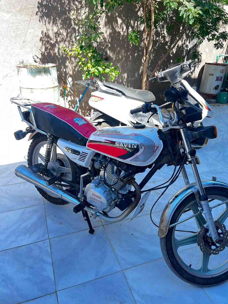 دراجة ساڤان 5 كير للبيع دراجة بيه خيط تبخير ويراد ترتيب الها بسيط دراجة متوكفك بشارع ابد وحلوة ومعدلها حلو رايدها ب٣٥٠ وبيه مجال شي بسيطط


**إذا كنت صاحب هذا الإعلان وتريد حذفه لأي سبب، رجاءا أرسل رسالة إلى الدعم الفني**