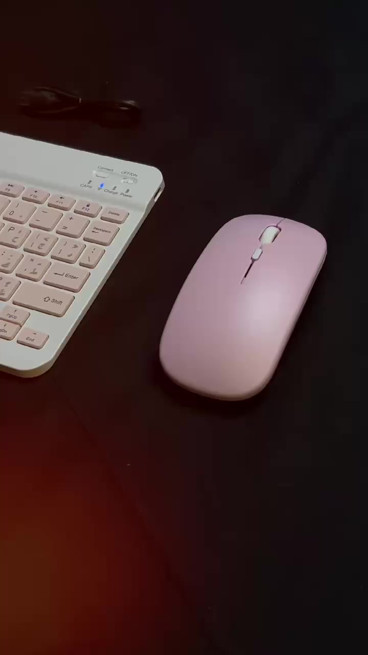 ✨⌨️ خلي شغلك أسهل وأرتب مع كيبورد وماوس أنيقين!

يدعمون العربي والإنجليزي ويشتغلون بالبلوتوث على اللابتوب والتابلت والموبايل بكل سهولة 🔗💻

✔️ تصميم نحيف وخفيف للحمل
✔️ تشغيل طويل يوصل لـ 150 ساعة
✔️ كيبورد بالشحن + ماوس ببطارية AA
✔️ أزرار جذابة وملمس ناعم
✔️ متوفر سماوي وأسود

راحة، أناقة، وأداء يعتمد عليه وين ما تروحين! ✨


**إذا كنت صاحب هذا الإعلان وتريد حذفه لأي سبب، رجاءا أرسل رسالة إلى الدعم الفني**