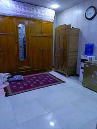 نصف قطعة خلفية قطاع 24 اول فرع من صفحة شارع 60 يحتوي على 3غرف وبيتونة ...