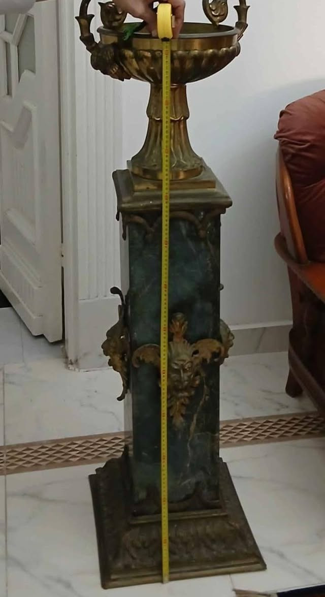 ٢ سلت برونز طلياني لسني 
٠١٢٢٨٨١١٢٢٠


**إذا كنت صاحب هذا الإعلان وتريد حذفه لأي سبب، رجاءا أرسل رسالة إلى الدعم الفني**