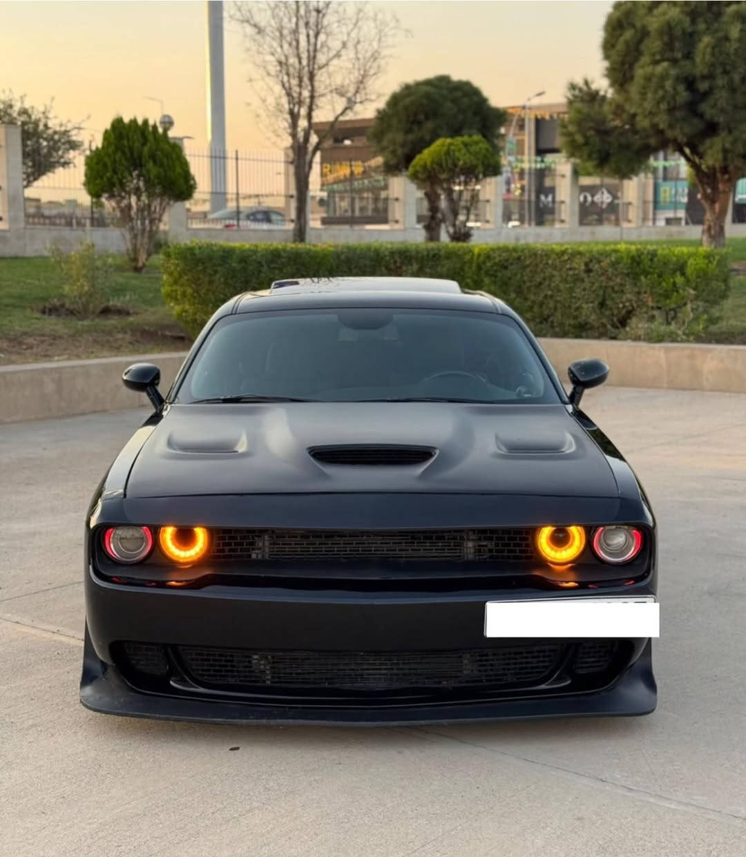 2015 Sxt plus
فول معروفه مواصفاتها
بيها ٣ قطع 
شاشه كبيره كشنات كهرباء وجلد ستيرن كهرباء
دواخل بيها
رقم بغداد بسمي
مكينه وكير وصدر وتبريد مكفولات وجاهزات
السعر 123 ماكو هيچ سعر بمواصفاتها
برغي اذا نقص بيها لكيت تاخذها بلاش
***********
