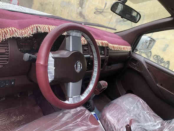 سلام عليكم 
سياره نيفاره ٢٠٠٩للبيع بلادي 
محركه مفتوح سياره جاهزه مابيه اي عيب تبريد تدفه كله شغال رقم سليمانيه سنويه صارله سنتين منتهيه شرط التحويل  بيه صبغ حسب ماموضح بل سونار محركه اوكير ابشرط مابيه ايعب تارايك وين ميعجبك شرط معدل مكاني ديالئ جلولاء سعره((89))اوبيه مجال بسيط للبيع فقط  رقم الهاتف ***********او واتساب ***********
