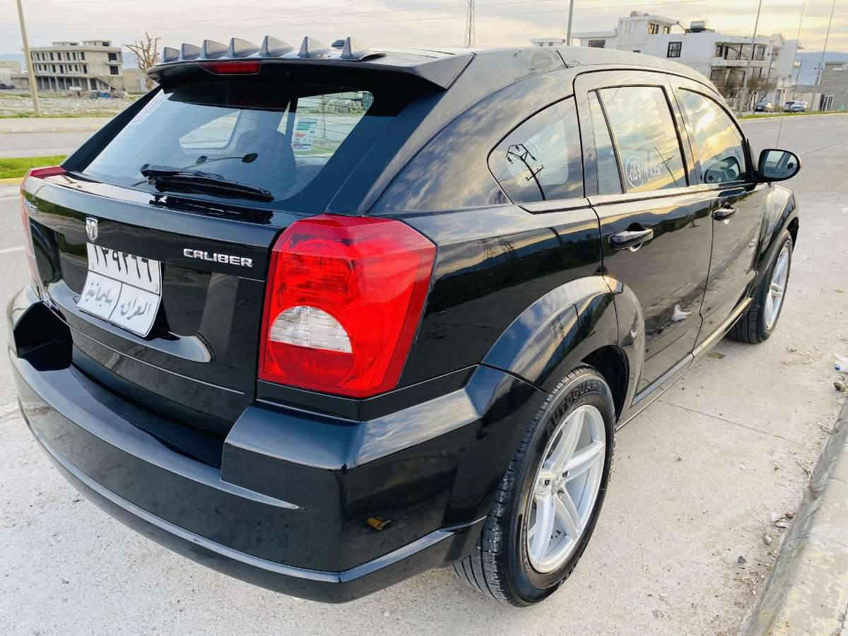 دۆج کالیبەر 
مۆدیل2012
سەنەوی تازە 
یەک پارچەو نیو بۆیاخ  بی ناوگرتن سەیارەکە زۆر پاک و جوان ماڵی دۆستە  پیویست بەوەسف  ناکا  سەیارەکە خۆی دیارە 
ژم موبایل ***********
