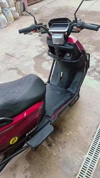 دراجة شحن تشغيل عن بعد جهاز انذار سرقه ست بطاريات نظيفه ٩٥ ٪؜ اشتريتها...