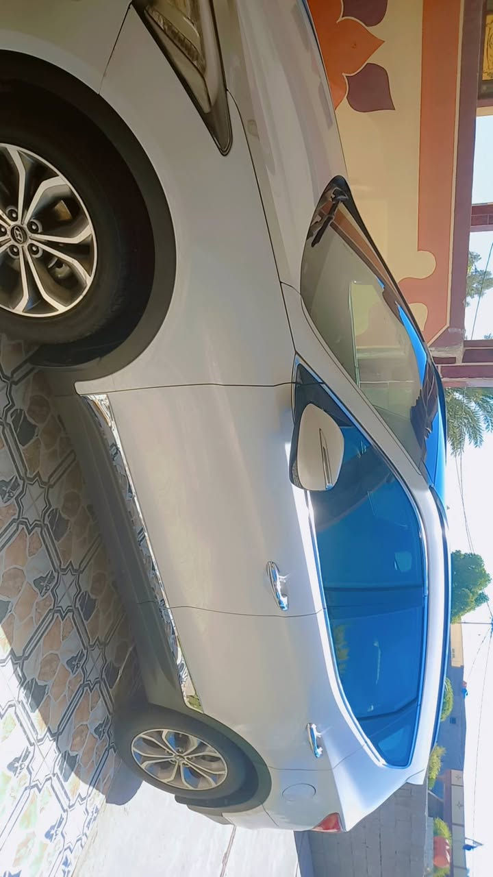 السلام عليكم للبيع سنتافي خليجي ٢٠١٥ بغداد انكليزي الجديد سياره جاهزه مابيه اي نقص كير مكينه صدر أمامي خلفي كله تمام تخم تاير جديد مكينه ٦ سلندر ٧ راكب ٣ قطع تبريد داخل نظيف جداً كشنات جلد بلاد شاشه وكامره اشاير بلمري مري شفط بانوراما سياره كلش نظيفه تراي كلش حلو وباقي المواصفات معروفه مكان السياره ديالى المقدادية السعر١٧٥ رقم الموبايل الأثير *********** واسيا *********** وبيه مجال حك الجيه تحويل ثاني يوم سونار موجود ويه الصور
