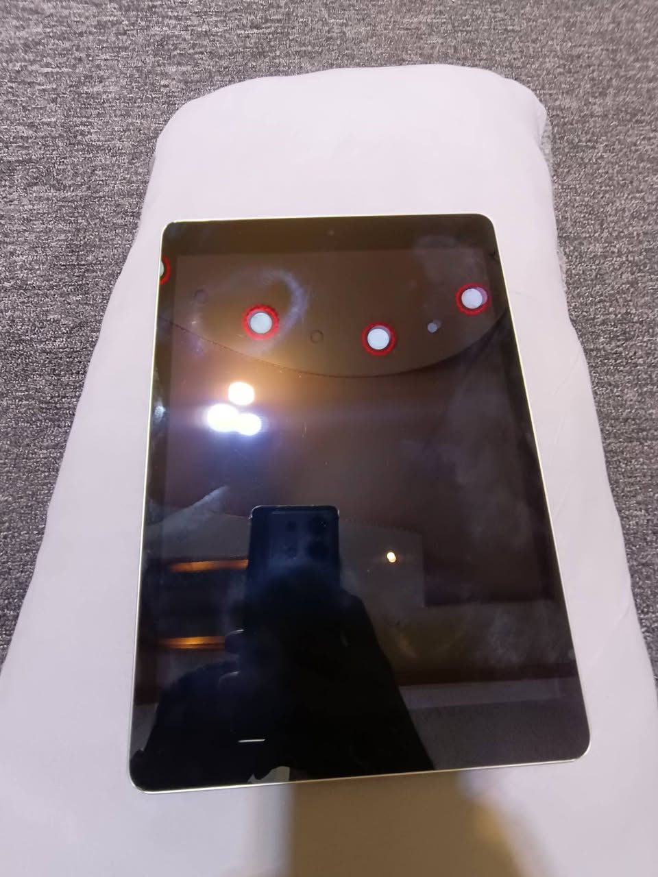 ايباد جيل تاسع 9 جديد اشتريته جديد استخدام قليل للدراسة للبيع بطارية 94 نضيف مع كامل محلقات جهاز مع كافه الملحقات بيع او مراوس مه ايفون 13 او 12 برو
سعر300 الف بي مجال وتدلل رقم*********** العنوان البصرة حي الاصدقاء او راسلني ماسنجر
