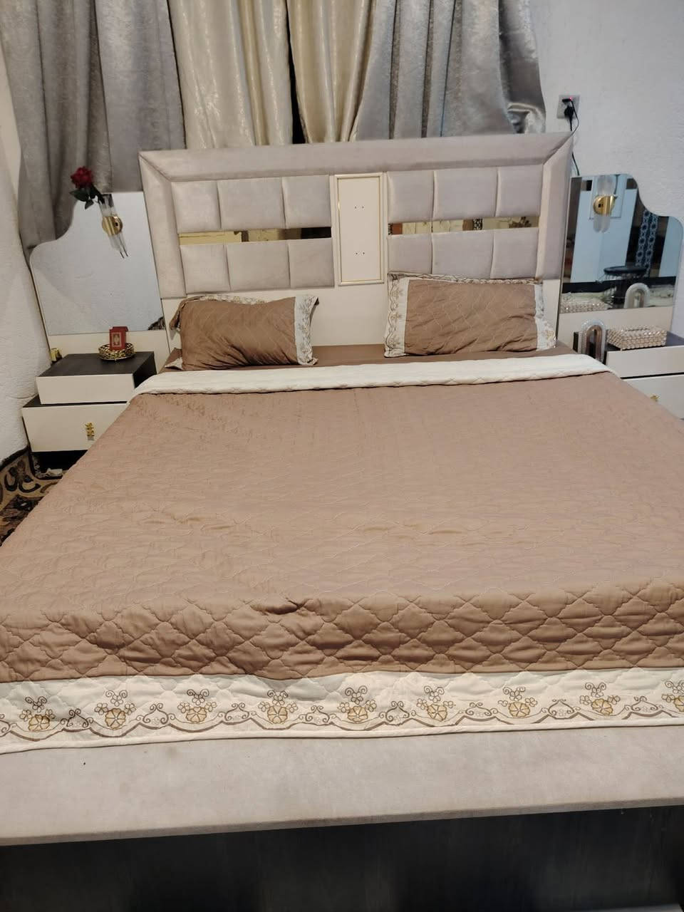 #بيع_سريع📌👇🏻
غرفة 9 قطع بدون دوشك❌
السرير مخزن استعمال شهر واحد نظيفة💯
#العنوان_بغداد_مدينة_الصدر📍للمزيد مراسلتي✅👍🏻


**إذا كنت صاحب هذا الإعلان وتريد حذفه لأي سبب، رجاءا أرسل رسالة إلى الدعم الفني**