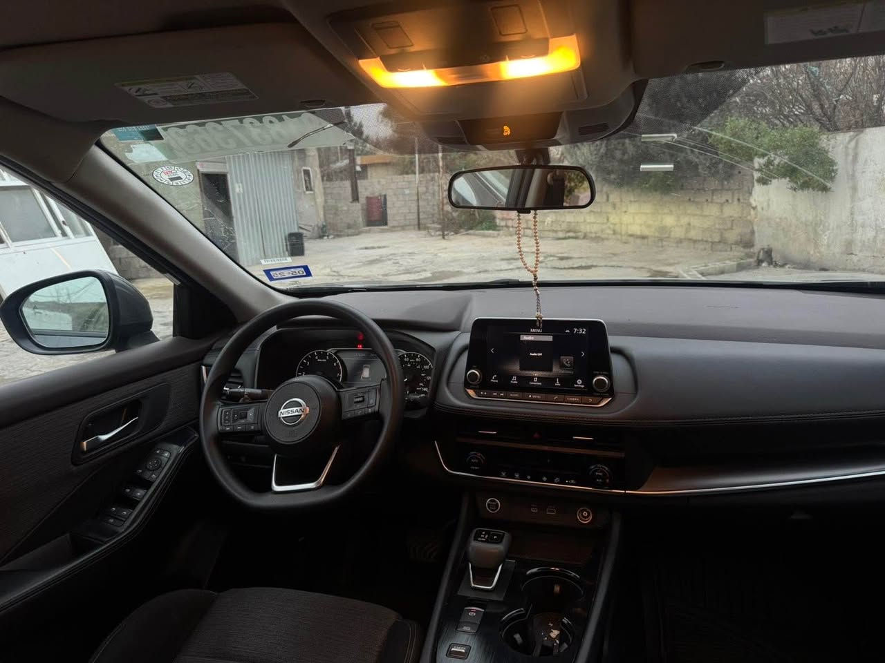 نیسان رۆک. ٢٠٢٣
بی سبوخ   
ماسەفات SV. فولە بەس سلایت نیە 
بۆنیتی بە بیلات گۆراوە 
٣ بستنە  هەموو شتیکی بە شەرتە  
نرخی ١٧٣$ 
*********** أربيل, العراق
