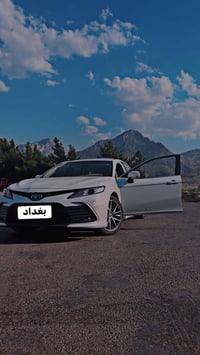 تويوتا كامري هايبرد وارد خليجي وكالة عبداللطيف عبدالجميل  فئة GLE  بصم...