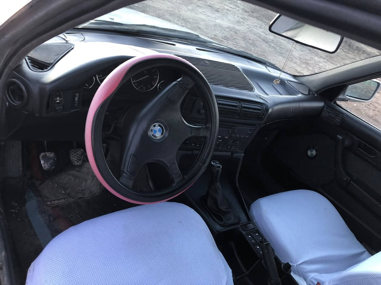 سلام عليكم ***********
بئم ٥٢٠ كبس محرك اثر صرف

بيه ضربه موشر خفيفه بدون دواخل

تبريد تدفئه شغال 

موديل٩٠

سعر ٣٦ تحويل شرط

مراوس فكترا يرهم
