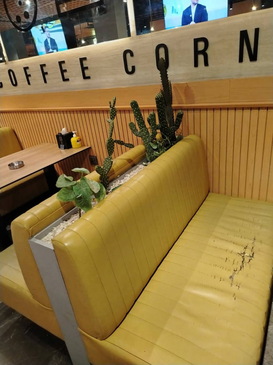 جلسات #عدد  10  +  #سنادين عدد 5
#طول الجلسه  متر و ٨٠
#طول السندانه  متر  و ٨٠
#السعر الكلي  مليون ونص بي مجال 
#العنوان : بغداد حي البنوك 
#مقابل مستشفى الشعب
الي يريده يتصل بالرقم 
‏‪0774 196 8336‬‏
#واتساب  #واتساب  #واتساب 
#يرجى متابعة الصفحه (طلب صداقه )
ليصلكم كل ماهو جديد 
نعمل لخدمتكم 
علي البابلي
