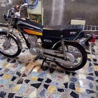 دراجة • موديل ٢٢ • أوراق