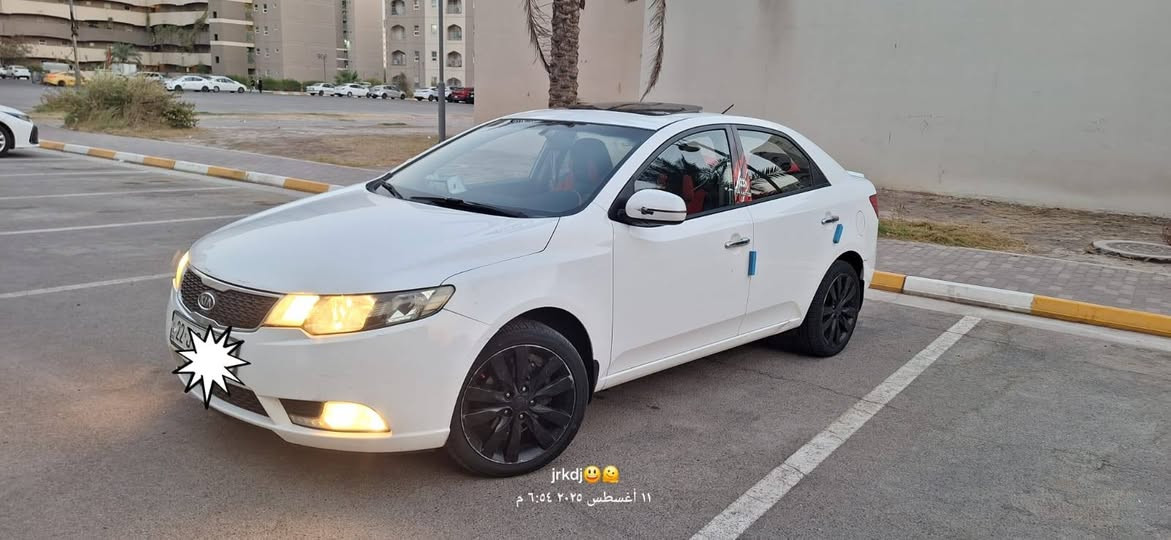 كيا سيراتو موديل 2013 فول مواصفات 1/1 خليجي محرك 1600 دوش رقم اربيل الانكليزي
كير رياضي 6 نمر عادي اوتماتيك
تدفئة وتبريد 
كامرة بك

بصمة تشغيل

بصمة ابواب

يدات الباب نيكل

تحكم سترين جهتين

شفتات سرعة

اوكس + USB

المسجل بلوتوث

حاكية

اشاير بالمري

المري شفط

مانع انزلاق

حساسات خلفيه

فتحه سلايد طكتين

5 ويل كب التايرات تخم جديد

باتري جديد

السيارة جاهزة من كلشي

بيها 3 قطع صبغ رش اثر شخوط بابتين وجاملغ عكس السايق

سعرها ١١٠ وبيها مجال

الاتصال ع الرقم ***********

مكان سيارة بغداد
