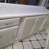 ثلاث قطع • خزائن