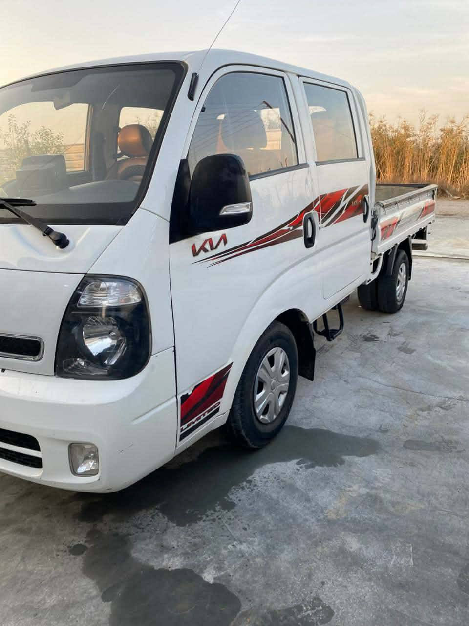 السلام عليكم كيا للبيع دبل غماره 2700 / موديل 2019 / السعر 140 وبي مجال/ رقم بغداد /***********
