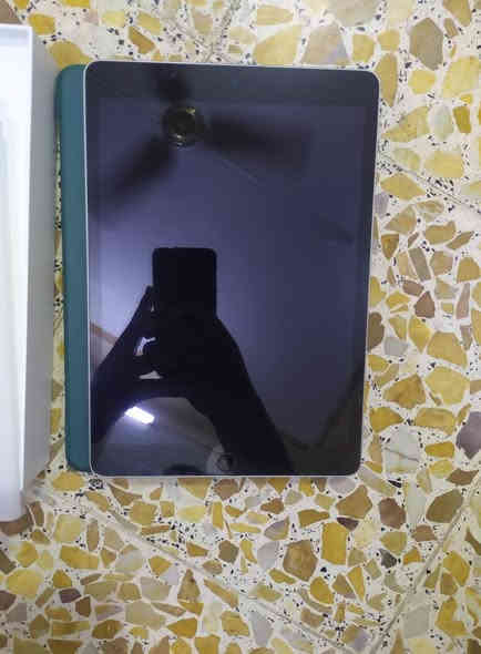 للبيع مكاني نجف ما مفتوح ولا مبدل بي أي قطعة جديد شخط واحد مابي ذاكرة 64 السعر 280 بي مجال قليل رقمي بي واتساب ***********
