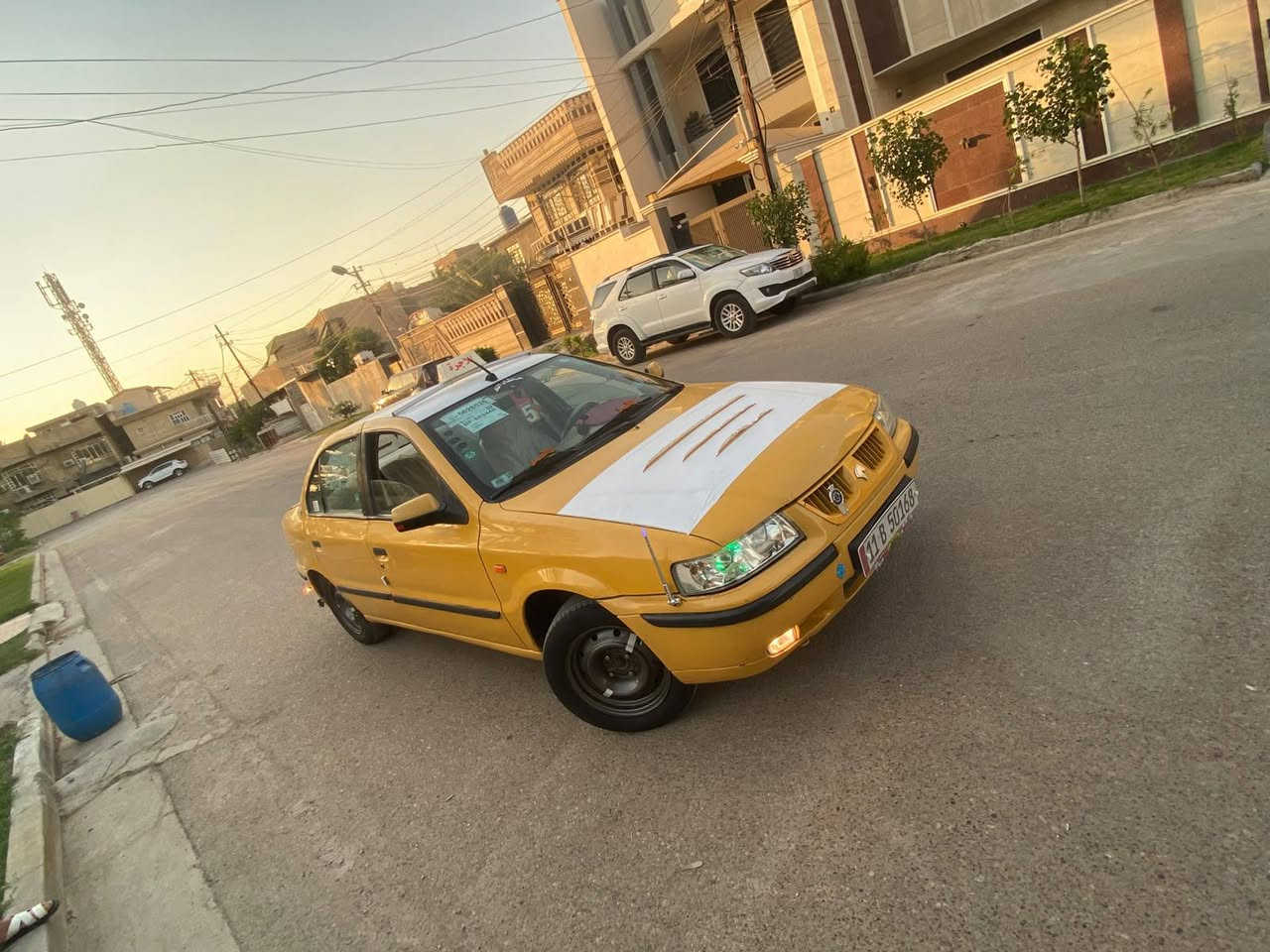 سمند مديل 11 سنويه لغاية 30 كير مكينه حداديه مشط جديد تخم تاير جديد صبغ ويل حراري تبريد منضومه كامله جديده مكينه وكير ودواخل سياره جاهزه كبل للشغل بيها هلال خلفي معمر وشويه صاعدين بي رش السعر 38 وبيها مجال *********** واتساب مكاني كربلاء طويريج
