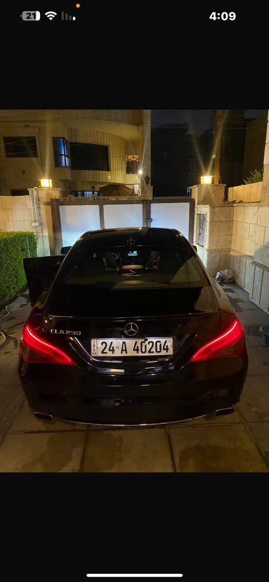 سلام عليكم مارسدس موديل 16 بدون حادث سرقه  سياره نص فول مكينه 2000 سياره اي نقص مابيها تحويل مباشر سعرها 155 ورقه ترهم مراوس ***********
