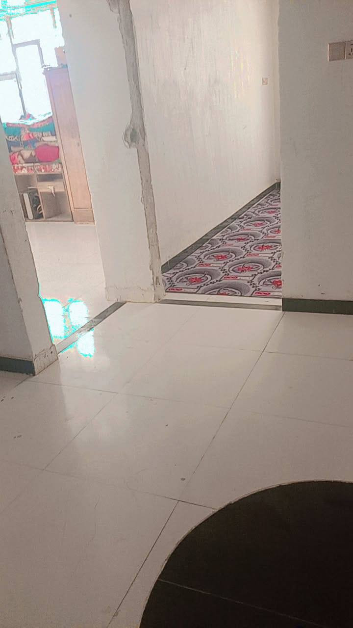 بيت امن داخلي قطاع 23
مقابيل الدور مساحة 128م مربع بناء بلوك طابقين جاهز سعر 115
***********
