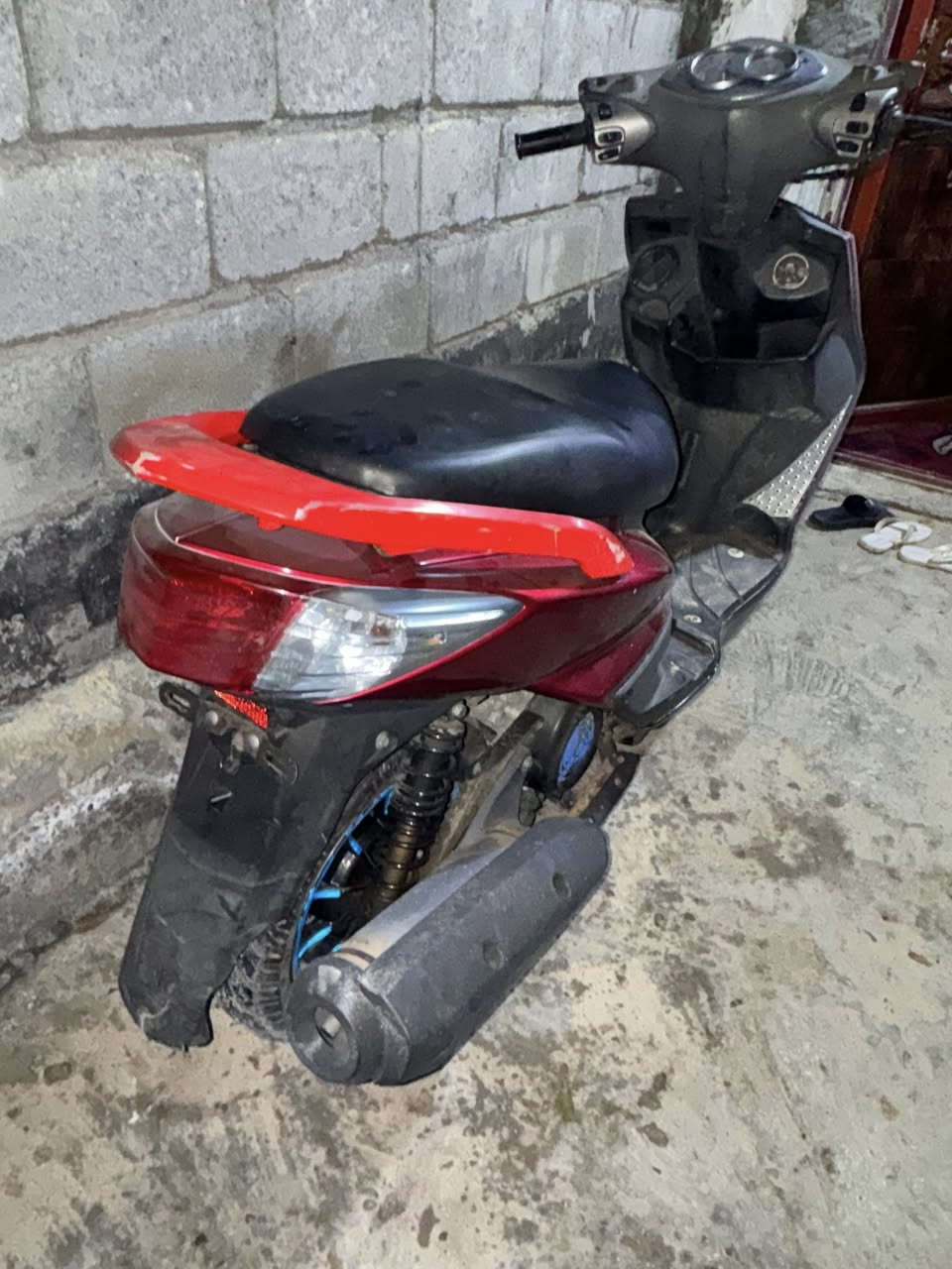 يا الله السلام عليكم للبيع سكنس فحل نوزل الدراجه عليها هاوزن رياضي و ويل تك خلفي اخذته قبل شهر رمبه وتاركه بسبب عدم تفرغ ما بيها نقوصاات فقط الدشبول و الاشاير طافيه من اخذته من الرمبه هيه هيج و ما سويتهن سعرها 1200وبيها مجال للشراي عنواني الدوره البوعيثه اجاوب اتصال فقط***********
