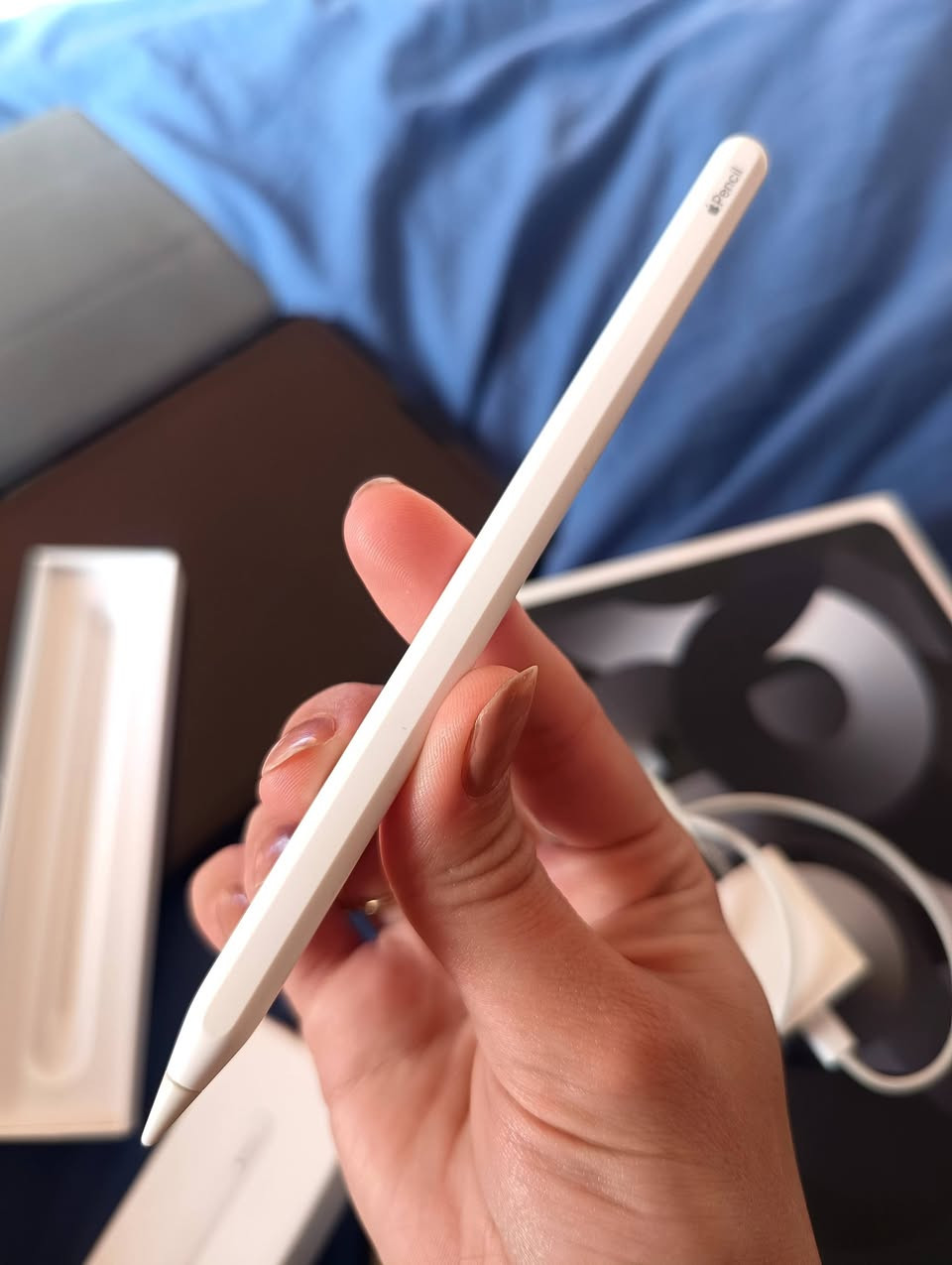 ايباد اير جيل خامس ذاكرة 256 مع القلم جيل ثاني
مع الشاحن الاصلي  
بطارية 89

لو عايز تشتريهم سيب كومنت وانا حبعتلك وان شاء الله نتفق وتتم على خير 🤍


**إذا كنت صاحب هذا الإعلان وتريد حذفه لأي سبب، رجاءا أرسل رسالة إلى الدعم الفني**