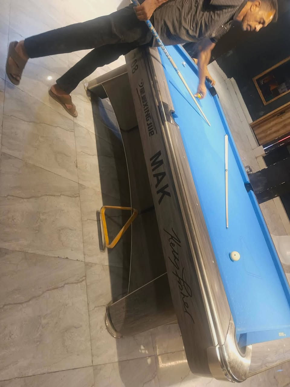 بلياردو للبيع ***********
