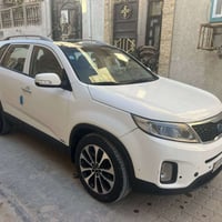 كيا سورنتو  موديل 2014 3 قطع تبريد   كهربائيات كلها شغاله   تخم تاير  ...