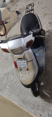 ماطور بوتين للبيع كل شيء شغال سعر 400 وبي مجال شيء قليل.   07510216626