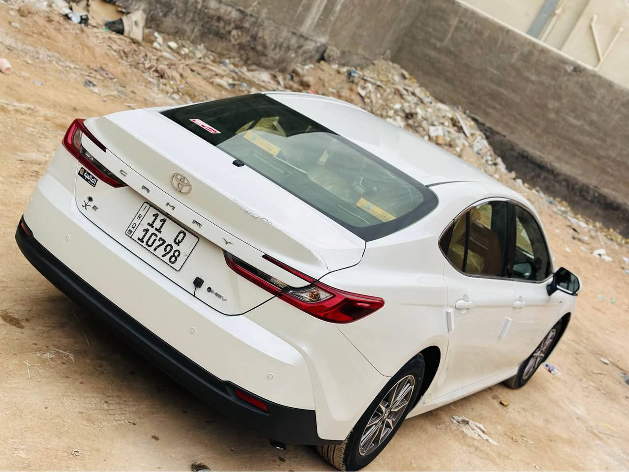 تويوتا كامري 2025 وكالة عبدلطيف ياباني اصل 
مكينة 2500
مواصفات E  وجميع مواصفات معروفة  داخل بيجي محجوزة للمصرف الصناعي نضام مقترض وكفيل نفس البيت رقم  بغداد وكالة من مالكها الشرعي 
ماشية 10 تلاف 

مكان السيارة البصرة 
السعر 205 وقابل للتفاوض 
للاستفسار : *********** البصرة, العراق
