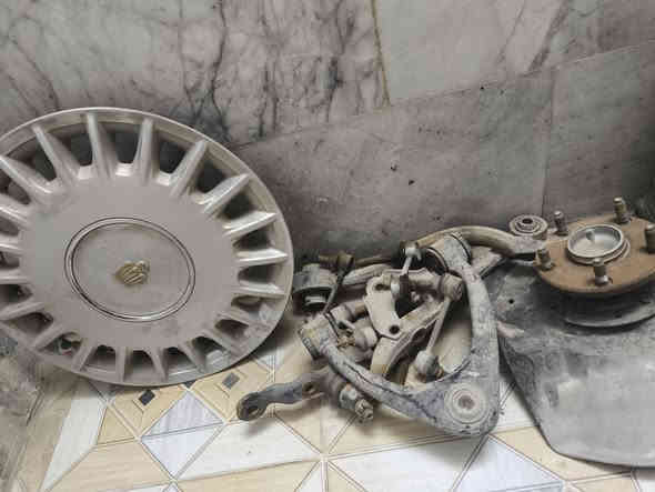 للبيع#ادوات تكم للبيع حداده كاملة
سكنات تكم اصليات
كشافات ملكة  اصليات
حواجب ملكة
السعرمذكور بالصور
المكان بابل
*********** متوفر واتساب
